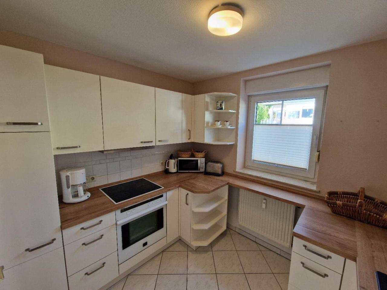 Ferienappartement Fraenzi Mit Herr Sassnitz Exteriör bild